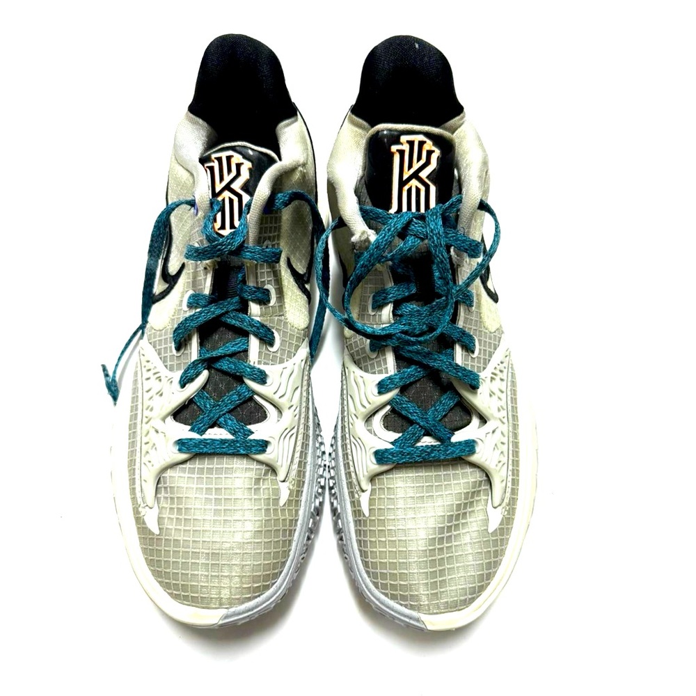 Nike Kyrie‎ 4 Low Gray fog